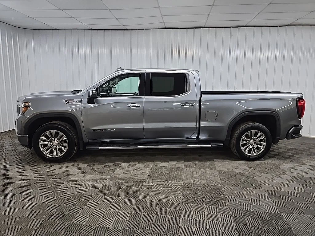 Used 2021 Gray GMC Denali image 5