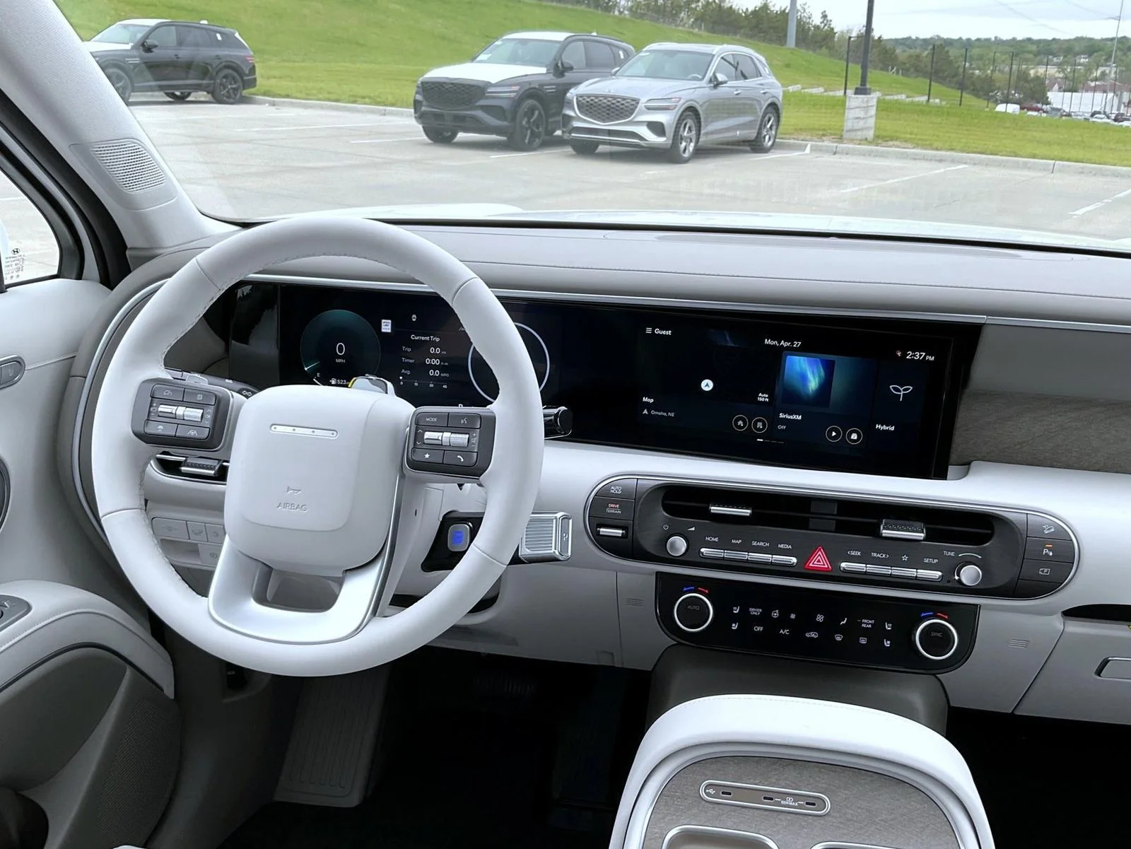 New 2026 White Hyundai SEL Premium image 14