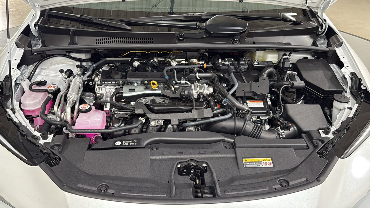 New 2027 Wind Chill Pearl <sup>1</sup> Toyota  XSE image 25