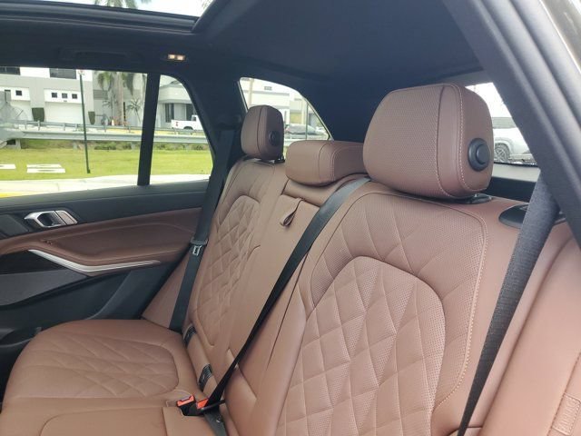 Used 2026 Frozen Pure Gray Metallic BMW sDrive40i image 15