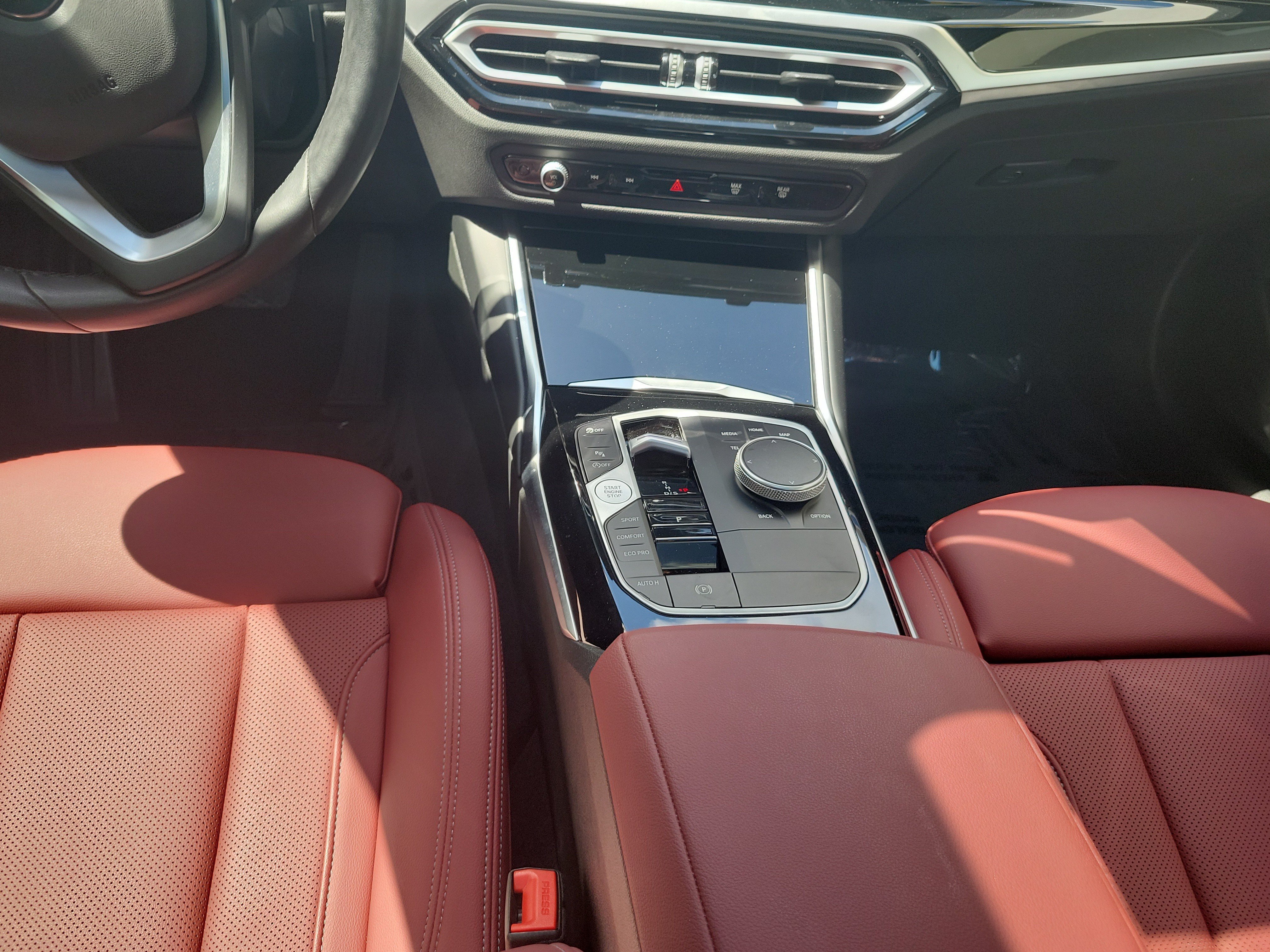 Used 2024 Skyscraper Grey Metallic BMW 330i image 17