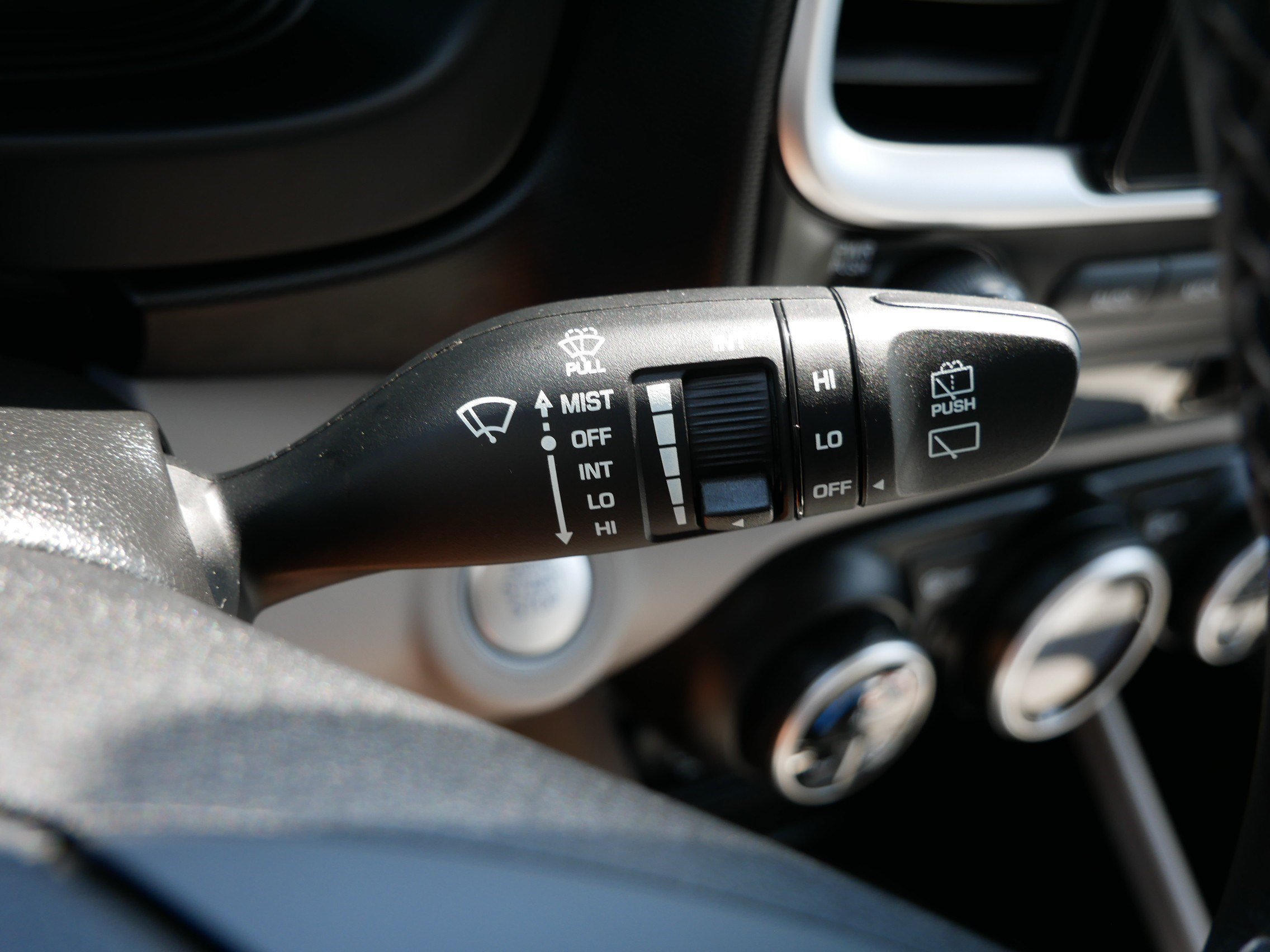 2024 Hyundai Venue SEL - Photo 31