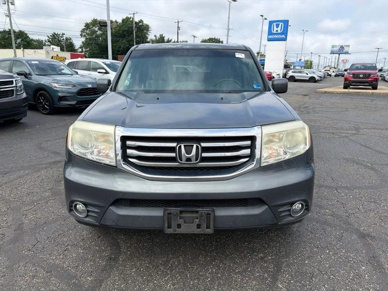 Used 2013  Honda EX-L image 2