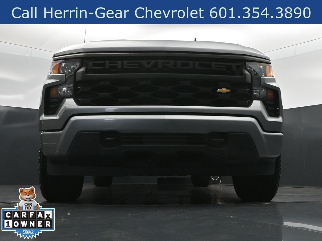Used 2023 Gray Chevrolet Custom image 46