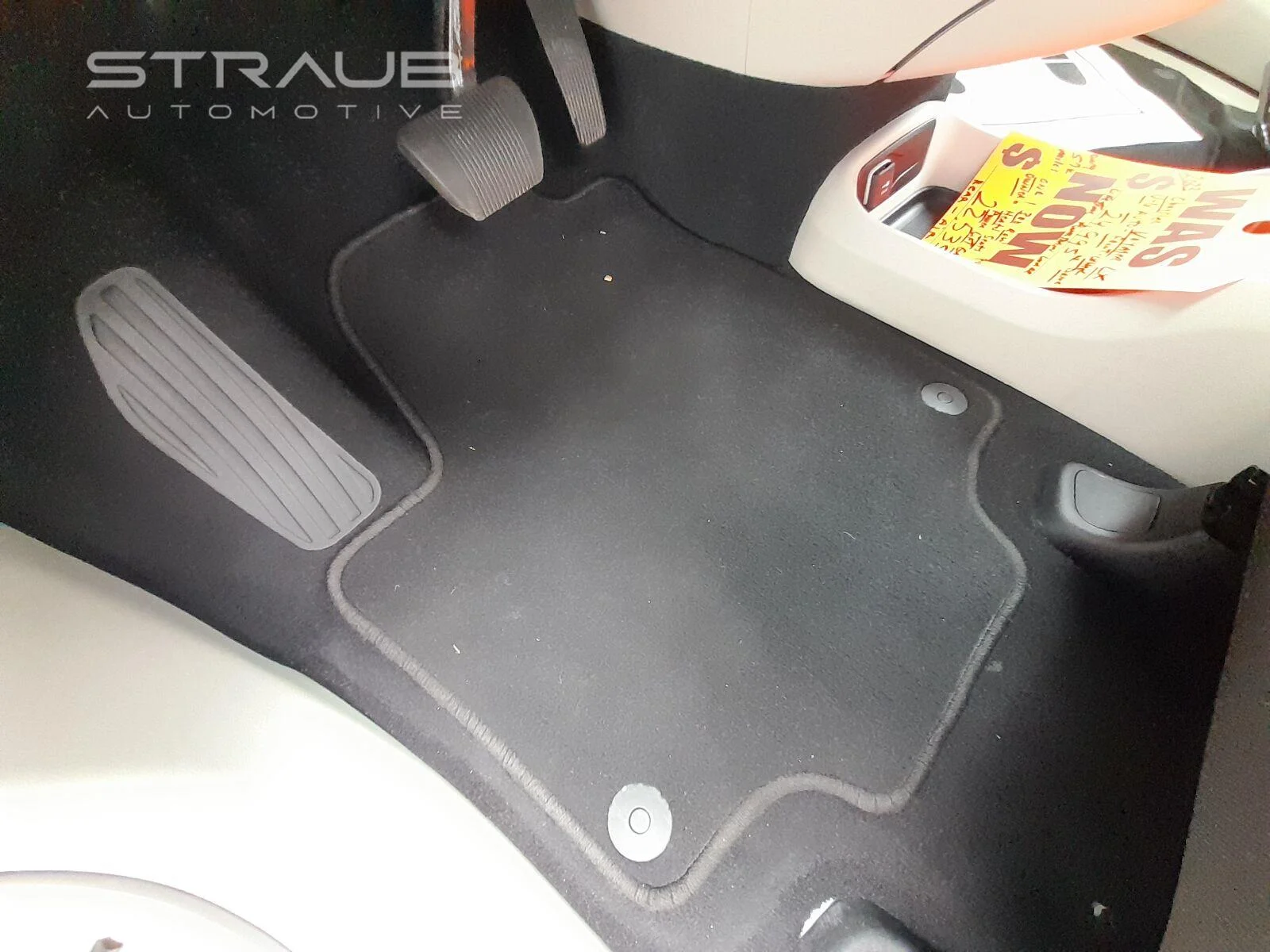 Used 2023 Bright White Clearcoat Chrysler LX image 34