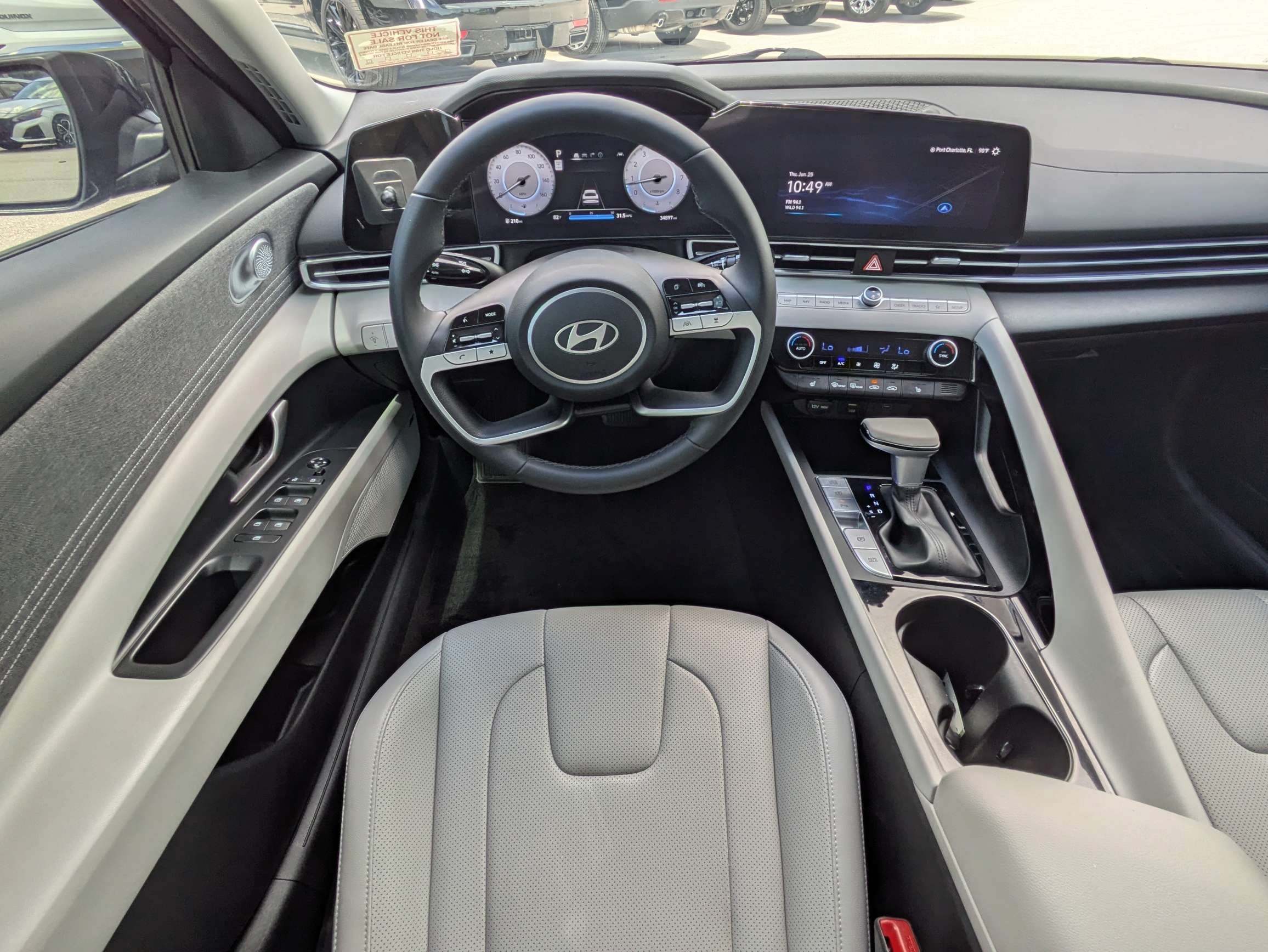 Used 2024 Abyss Black Hyundai Limited image 16