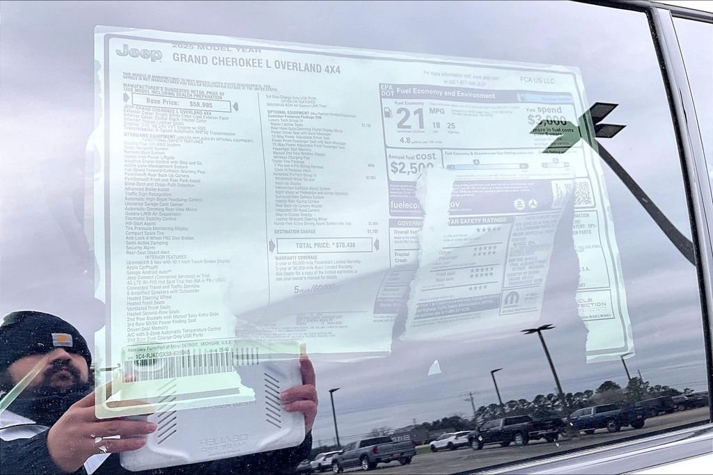 New 2025 Jeep Grand Cherokee L Overland 4D Sport Utility