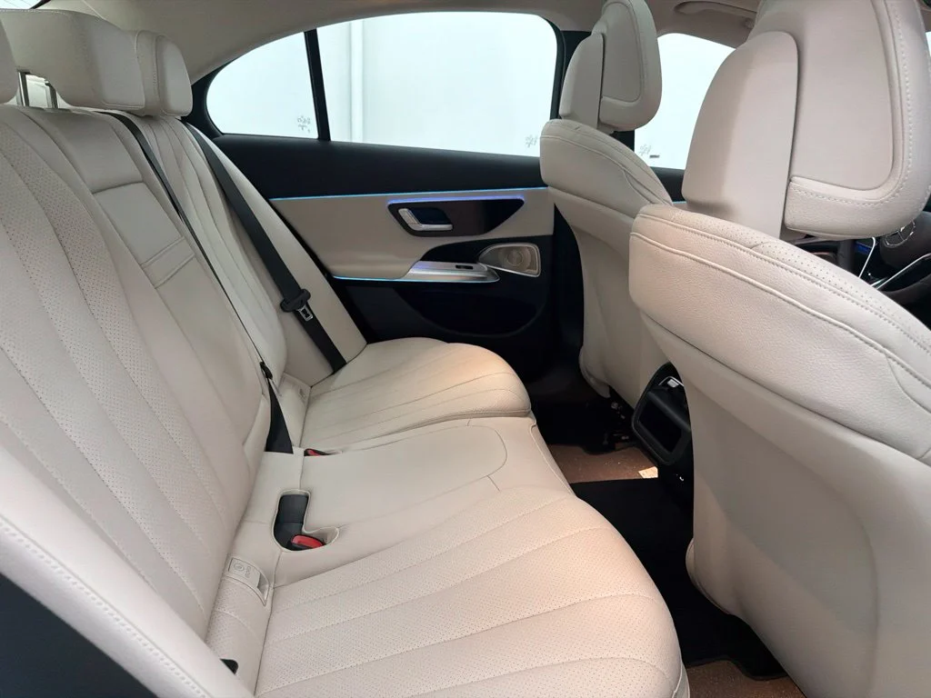 New 2027 White Mercedes-Benz E 450 image 26