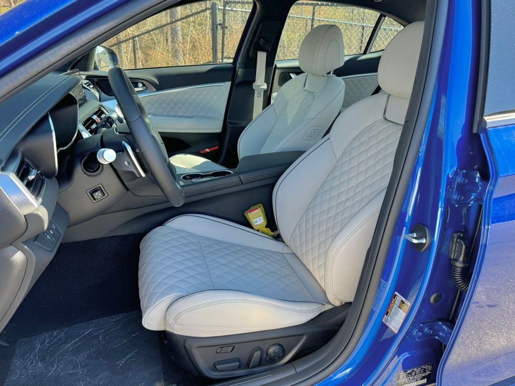 2025 GENESIS G70 Sport Advanced - Photo 18