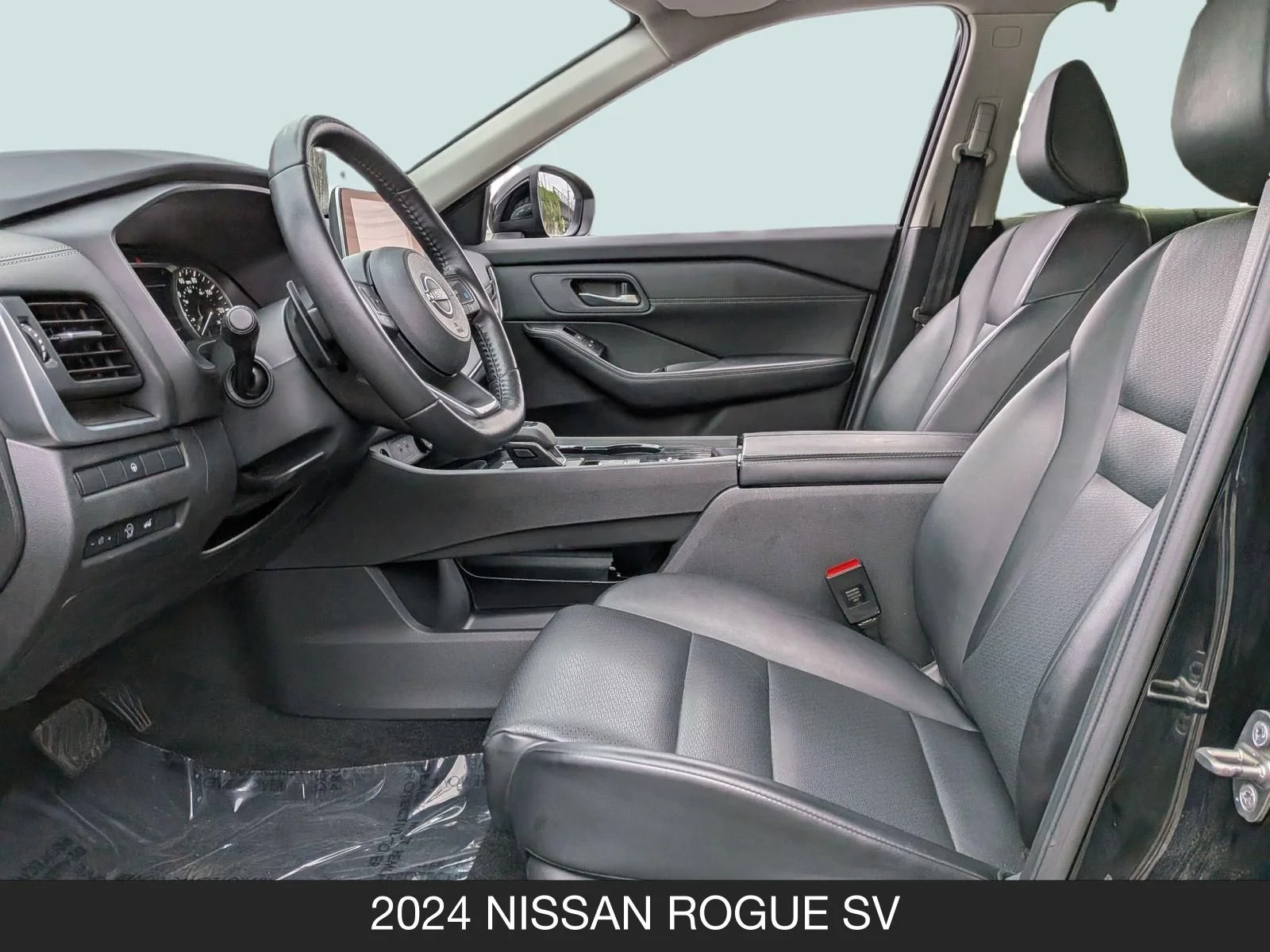 Used 2024 Super Black Nissan SV image 14