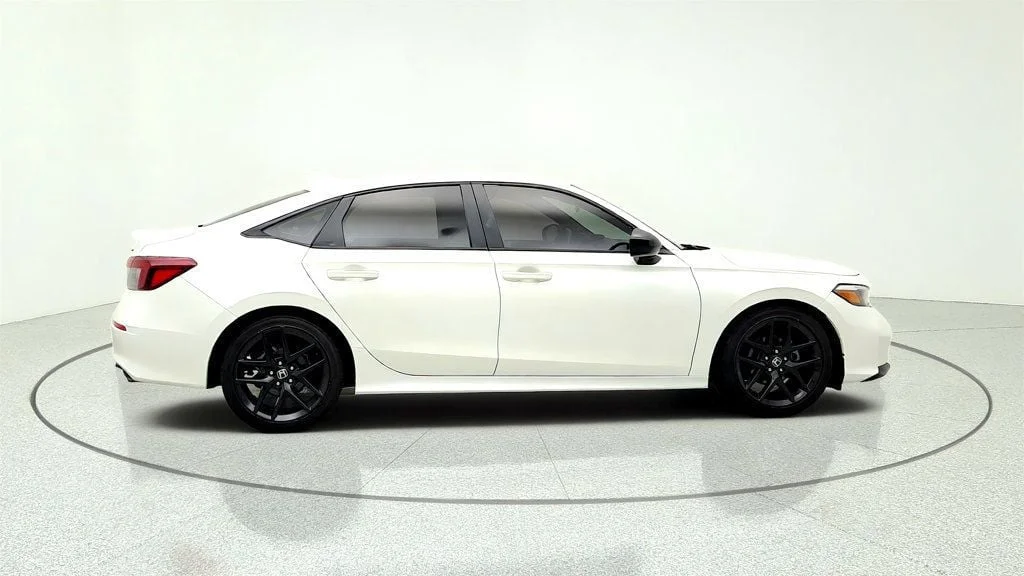 Used 2025 Platinum White Pearl Honda Sport CVT image 4