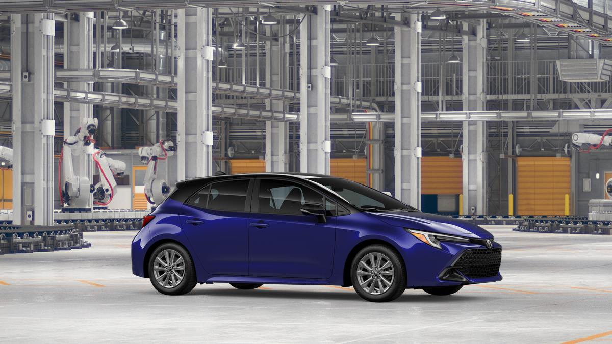 New 2026 Blue Crush Metallic with Midnight Black Metallic roof Toyota SE image 13