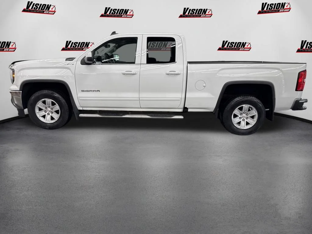 Used 2019 White GMC SLE image 8