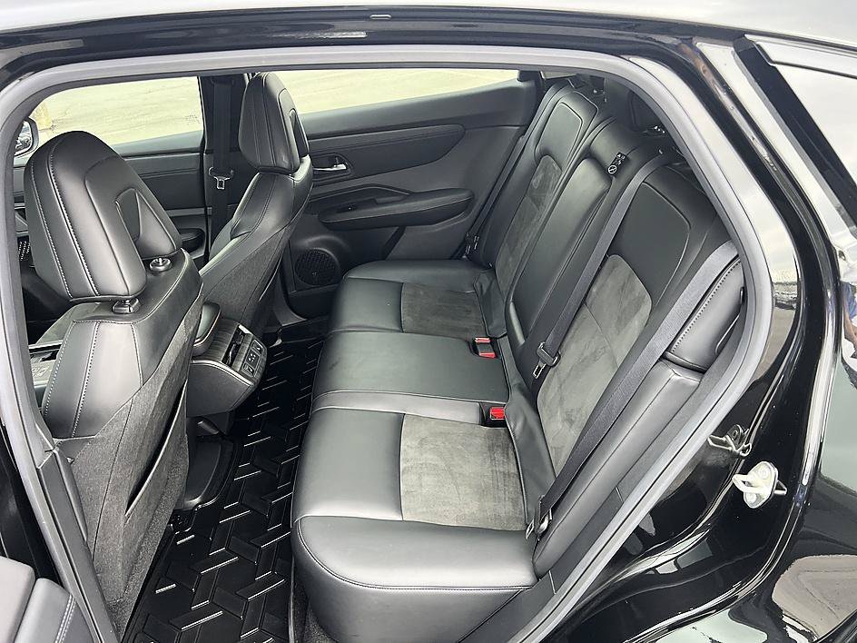 Used 2024 Black Diamond Pearl Nissan EVOLVE+ image 14