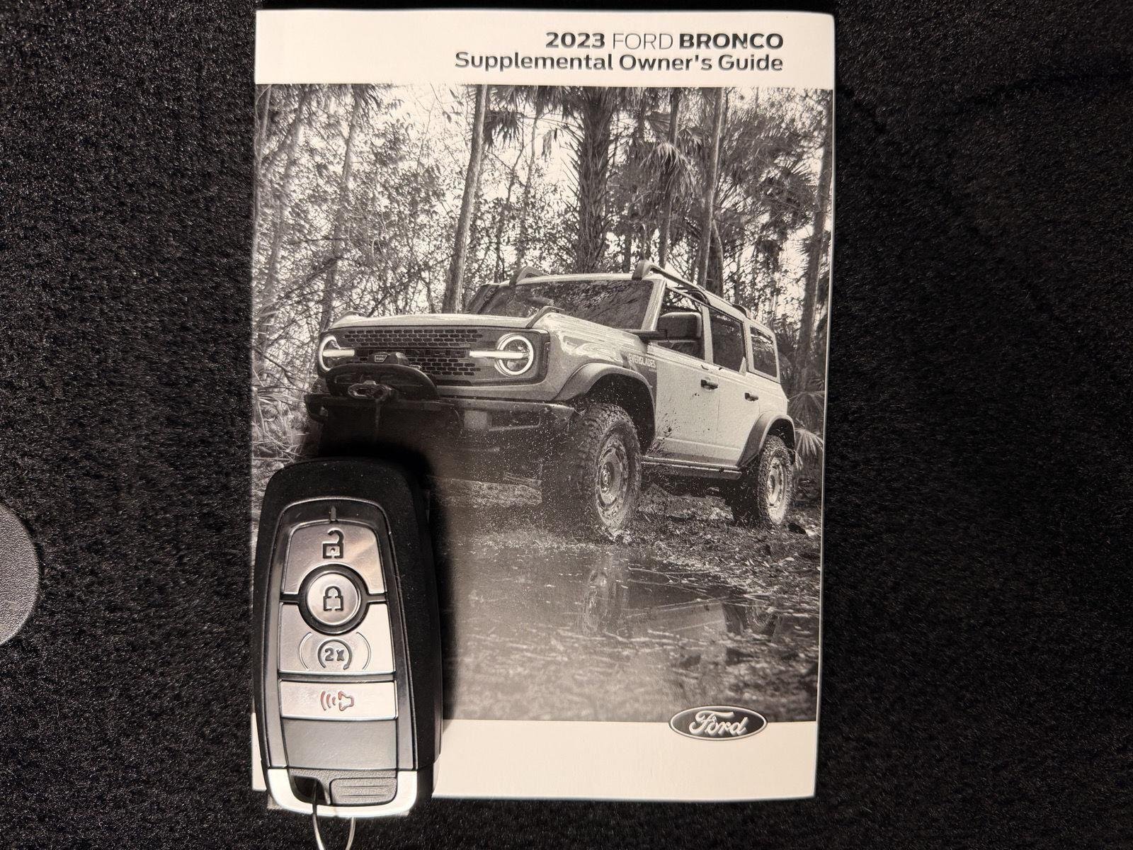 Used 2023 Oxford White Ford Wildtrak Advanced image 42