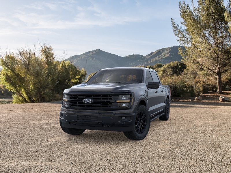 New 2026 Agate Black Metallic Ford XLT image 32