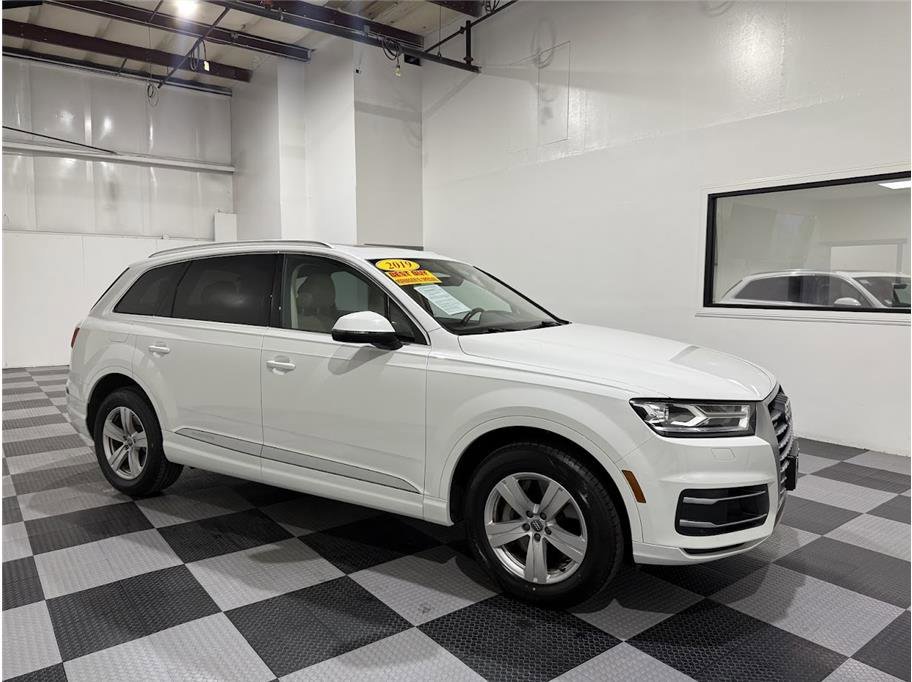 2019 Audi Q7 Premium
