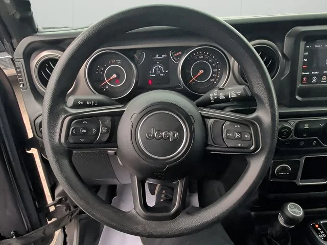 Used 2022 Gray Jeep Unlimited Sport image 19