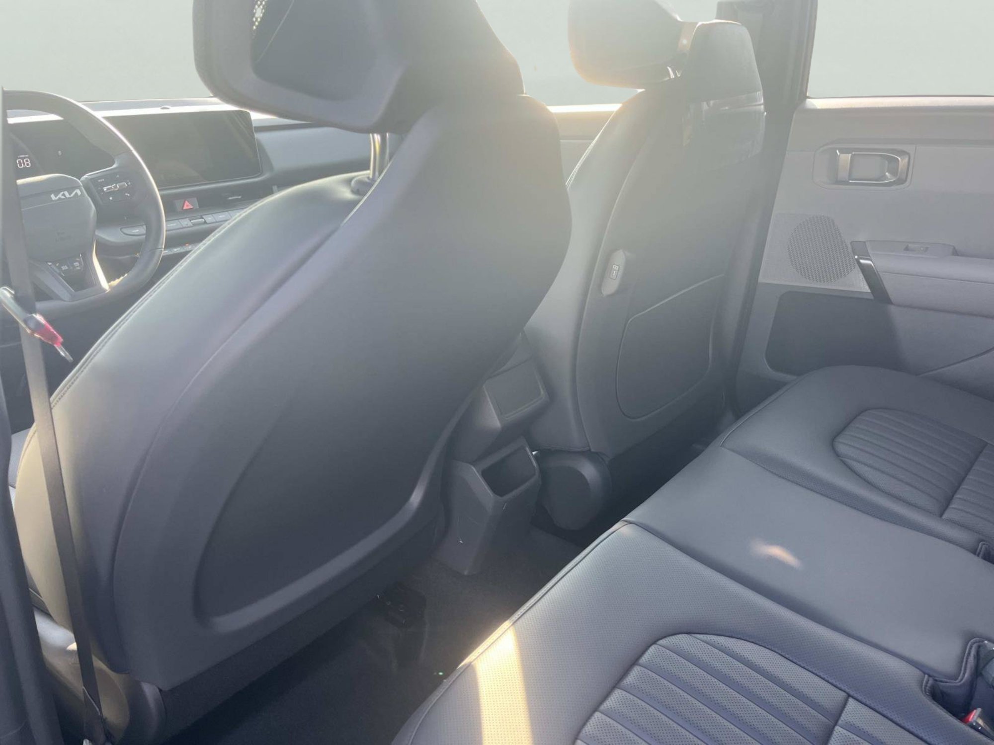 New 2027 Interstellar Gray Kia X-Line S image 19