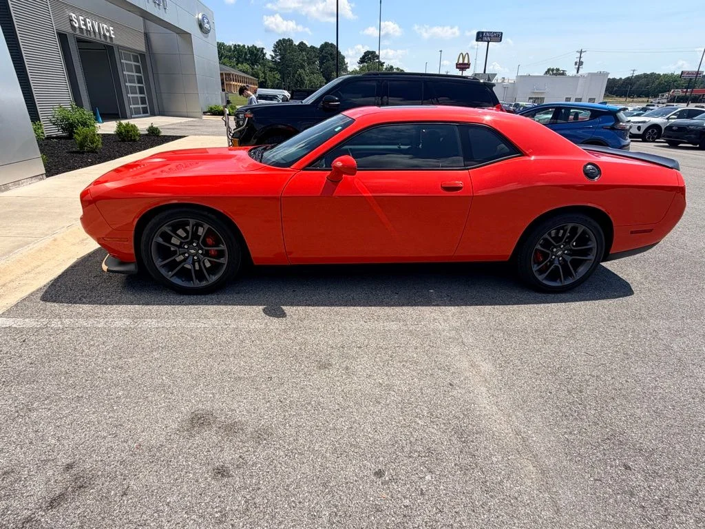 2023 Dodge Challenger GT Auto's photo