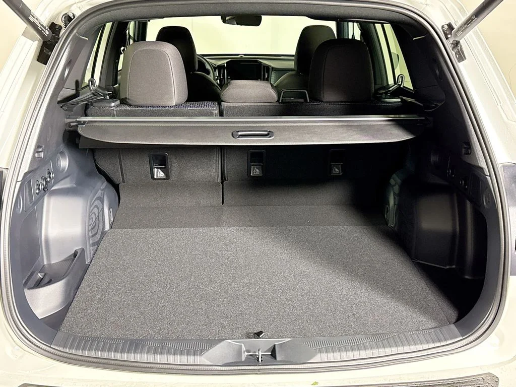 New 2026 CRYSTAL WHITE PEARL Subaru Premium Hybrid image 22