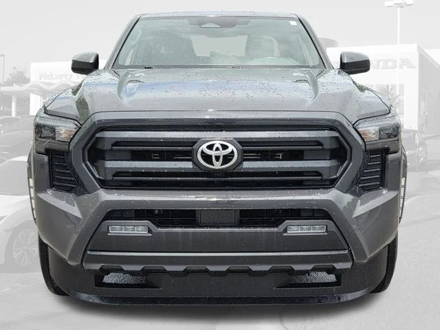 Used 2025 Underground Toyota SR5 image 5