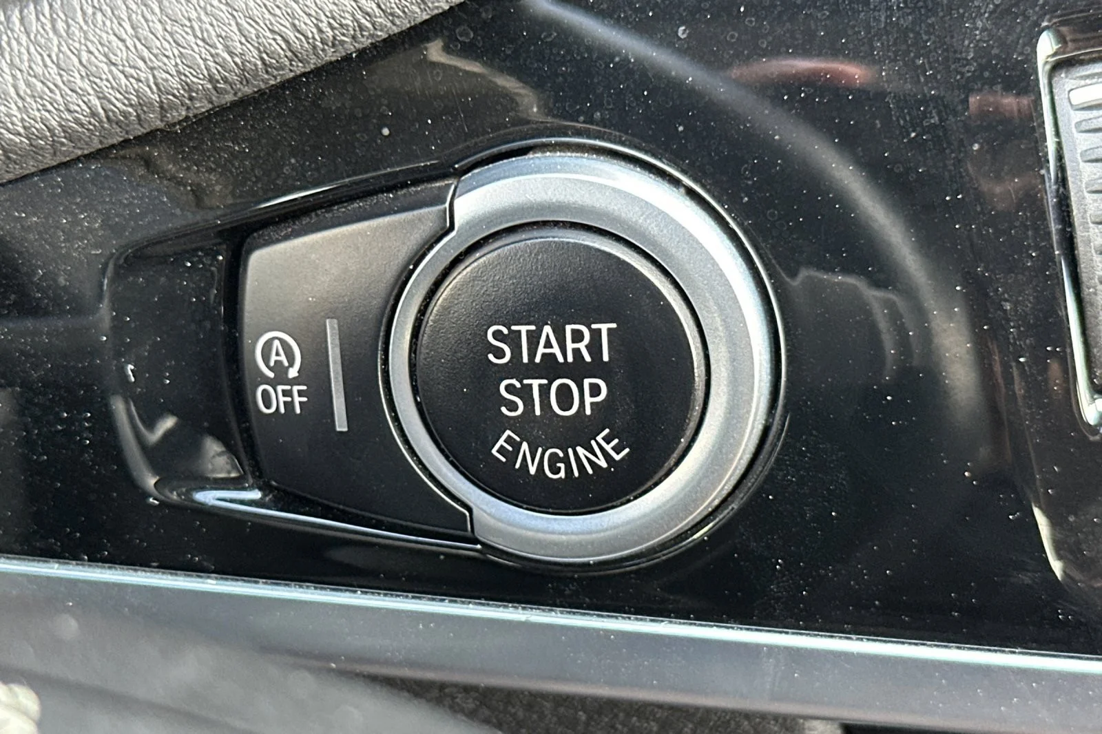 Used 2015 Mineral White Metallic BMW xDrive28i image 22