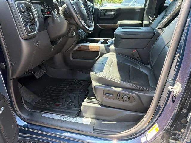 Used 2021 NORTHSKY BLUE METALLIC Chevrolet High Country image 9
