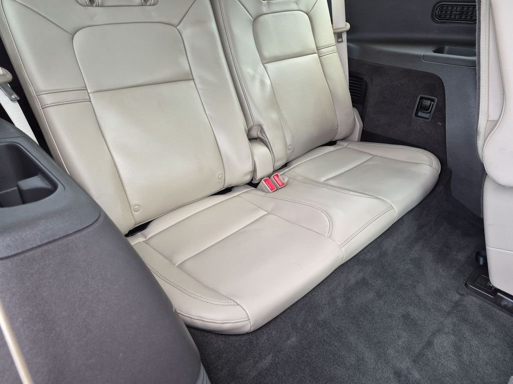 Used 2023 Gray Lincoln Standard image 32