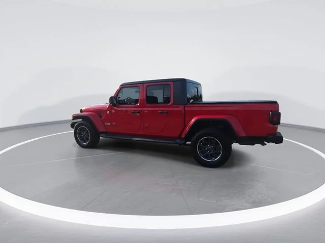 Used 2021 Red Jeep Overland image 6