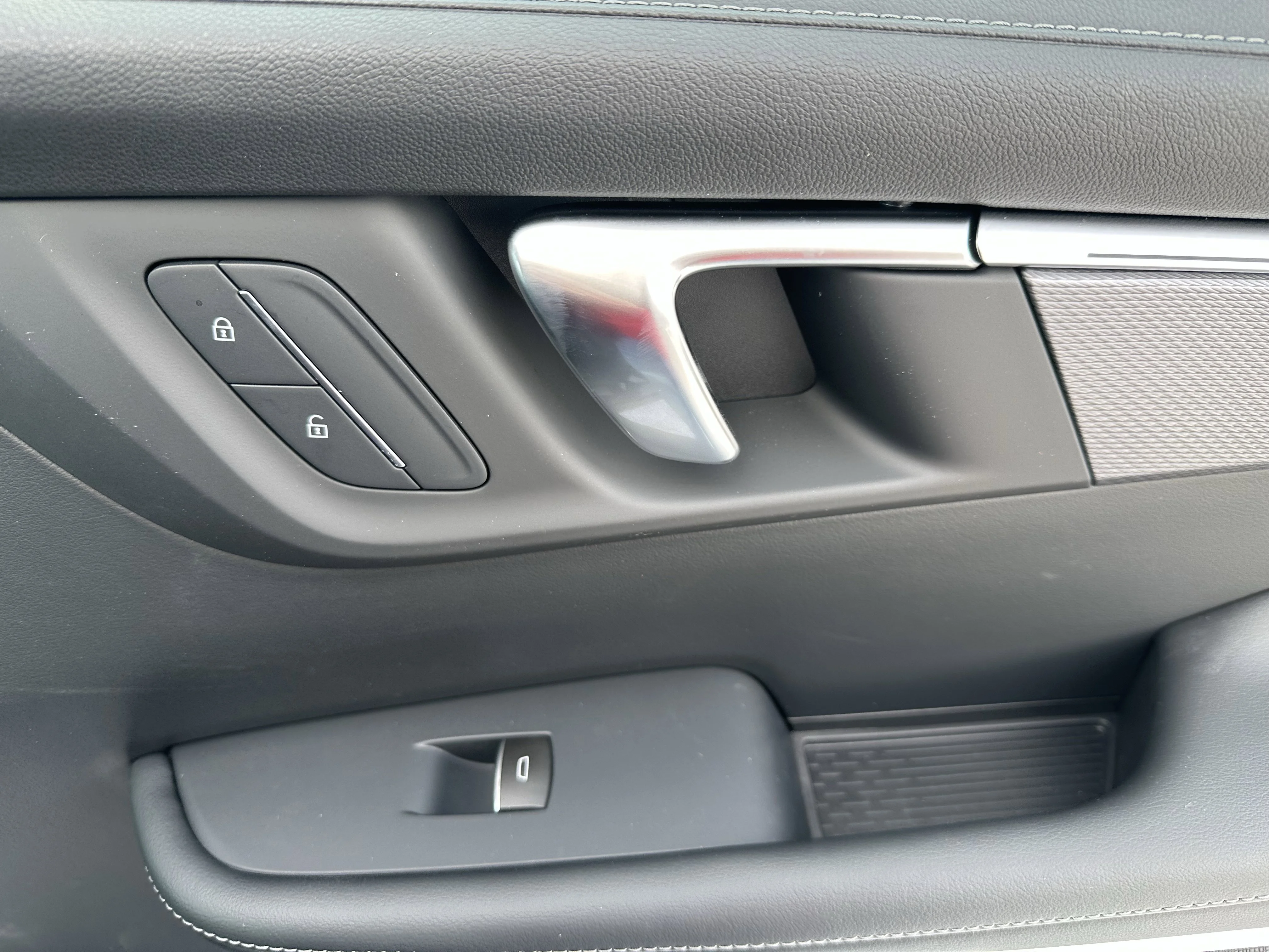 New 2026 Ebony Twilight Metallic Buick Sport Touring image 21