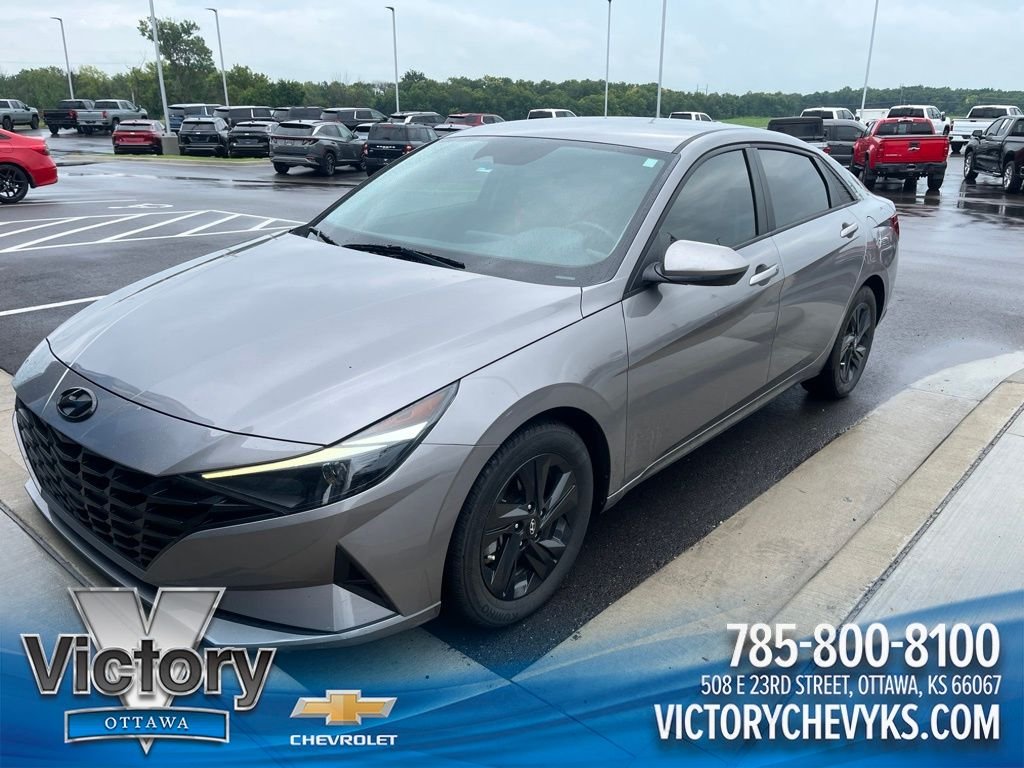 2022 Hyundai Elantra SEL