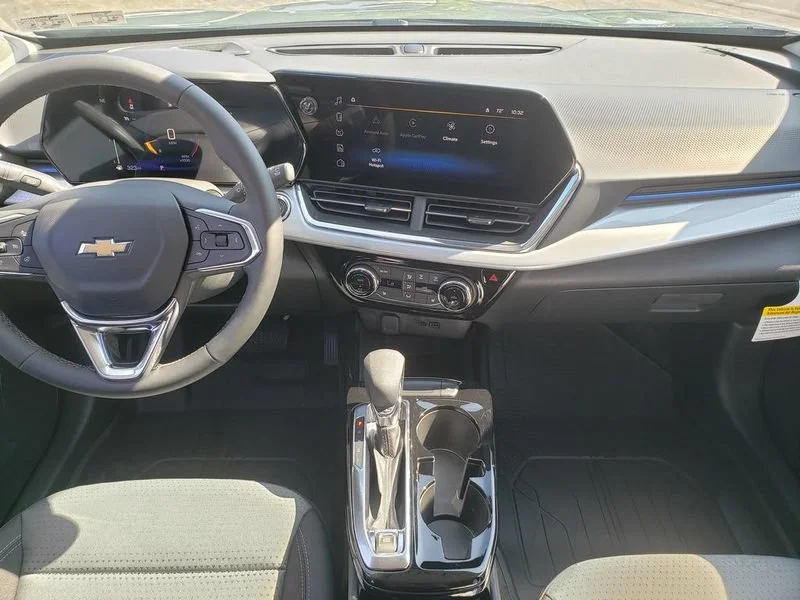 2026 Chevrolet Trax LT - Photo 8