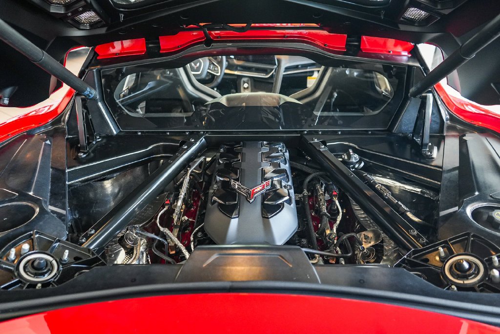 2027 Chevrolet Corvette 2LT - Photo 25