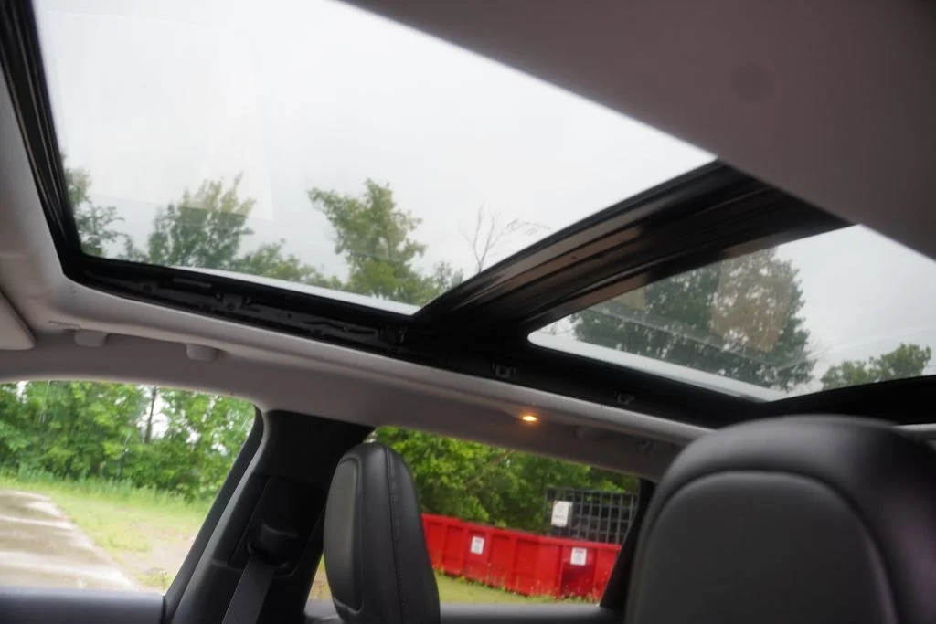Certified Used 2019 White Jeep Limited image 5