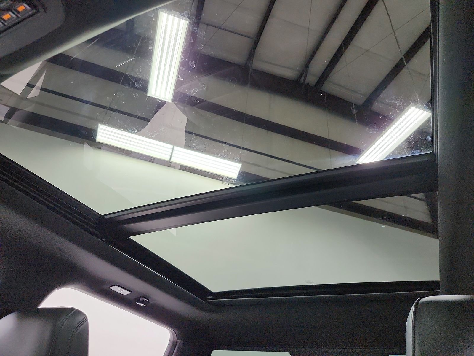 Used 2026 Agate Black Ford Platinum image 21
