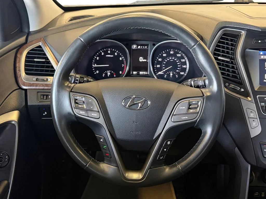 Used 2018 Gray Hyundai 2.0T image 17