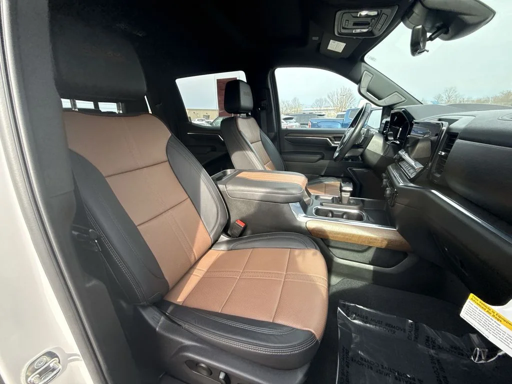 Used 2024 Beige Chevrolet High Country image 23