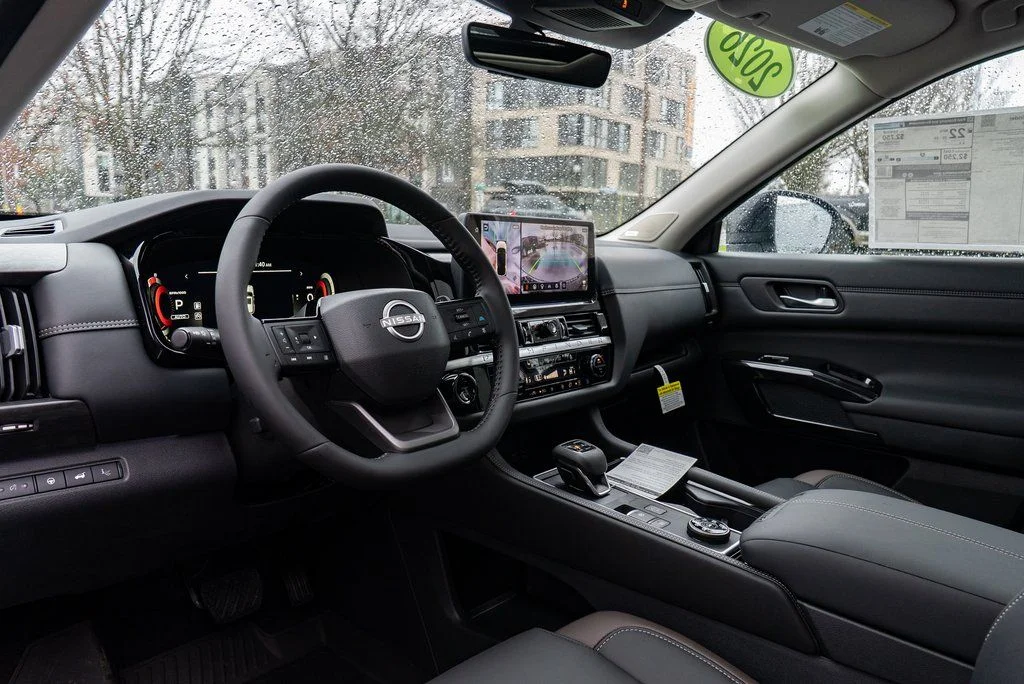 New 2026 Green Nissan Platinum image 25