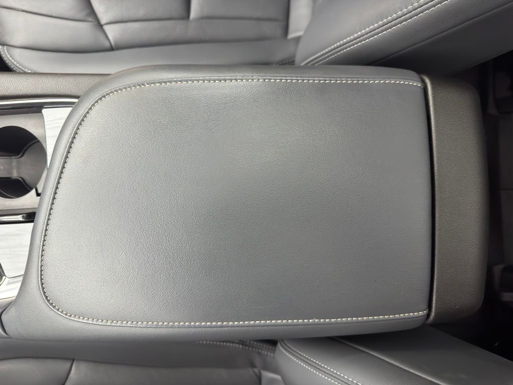 Used 2023 Ebony Twilight Metallic Buick Essence image 33