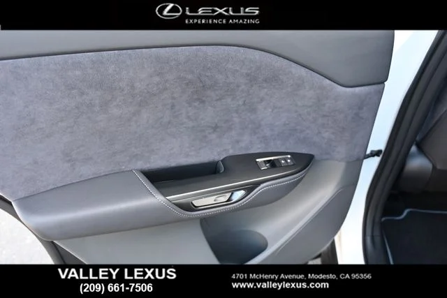 Certified Used 2025 EMINENT WHITE PEARL Lexus 300e Luxury image 18