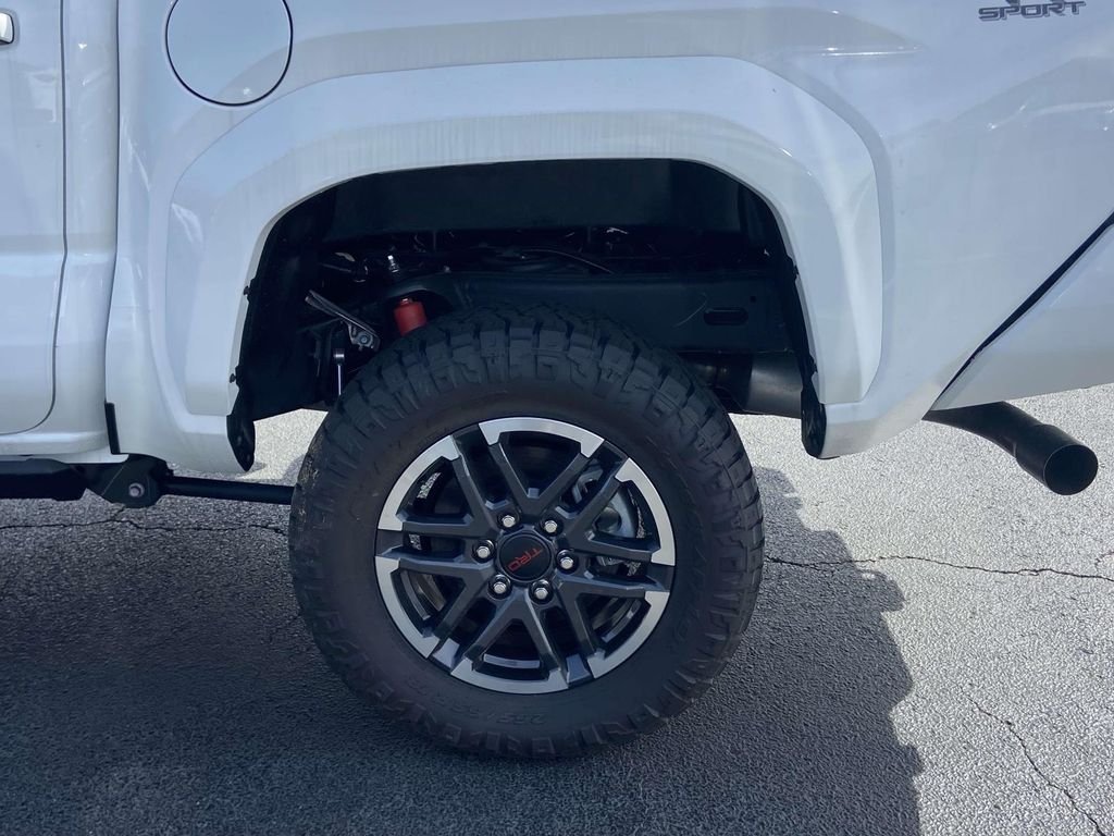 2025 Toyota Tacoma TRD Sport - Photo 5