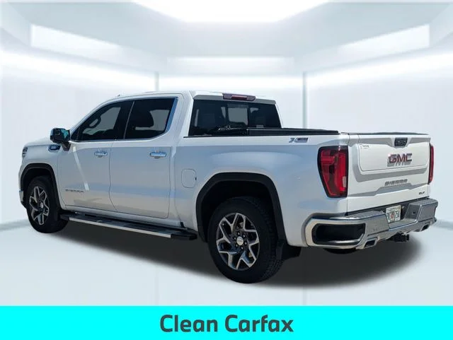 Used 2023 White GMC SLT image 4