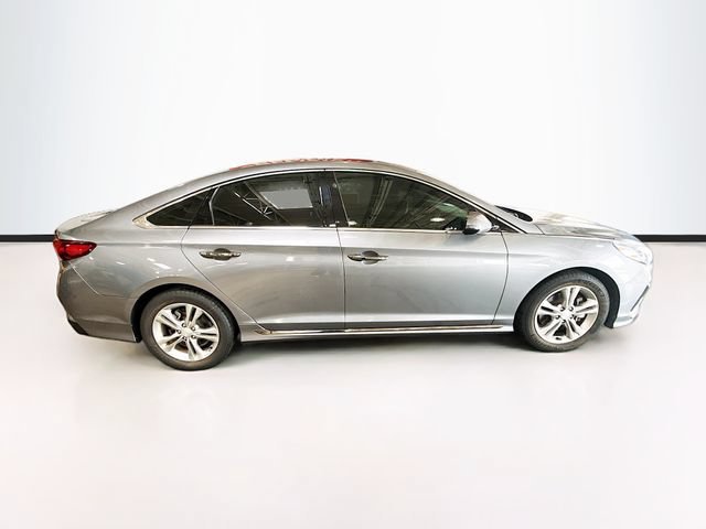 Used 2018 Gray Hyundai Sport+ image 5