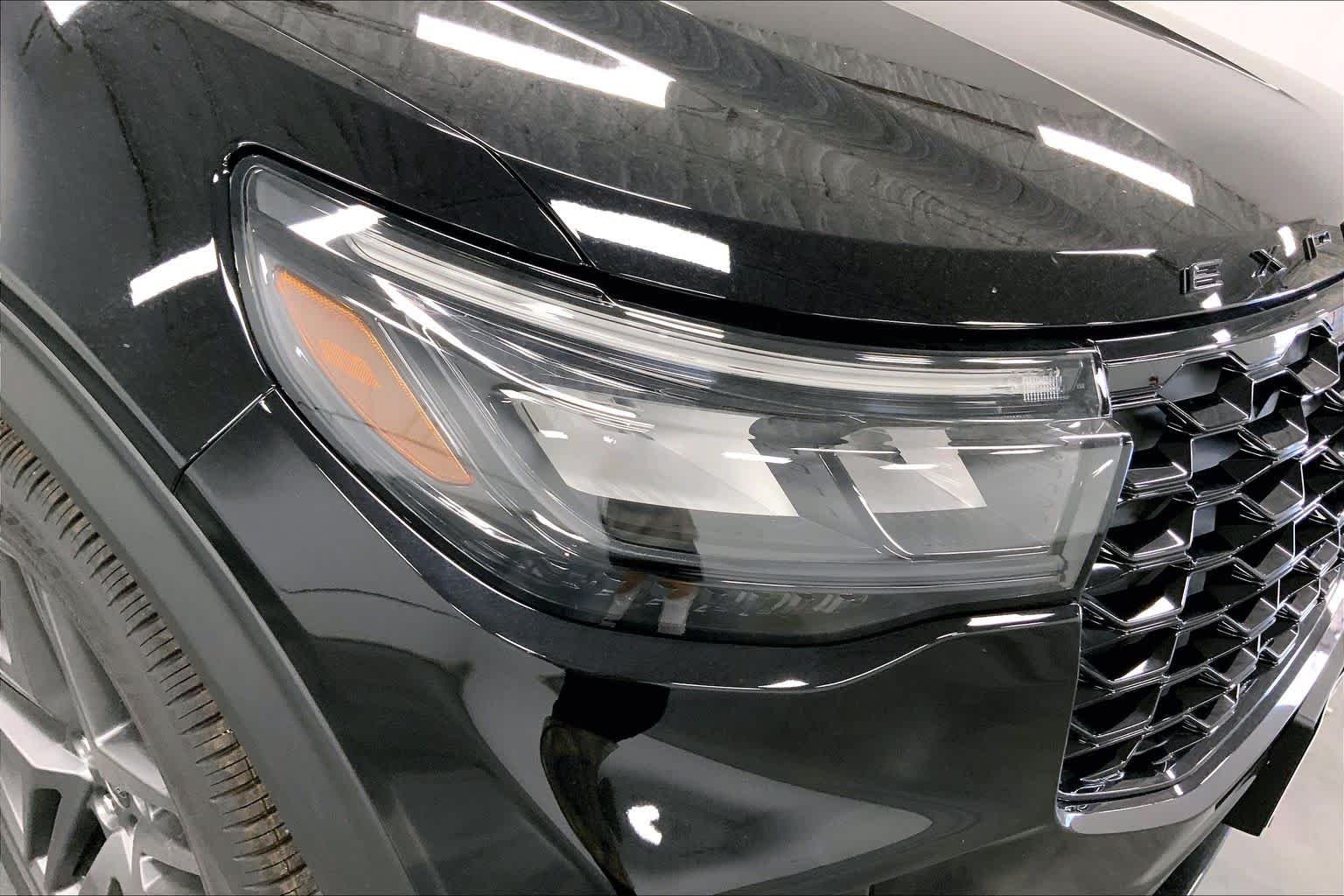 New 2026 Agate Black Metallic Ford ST-Line image 13