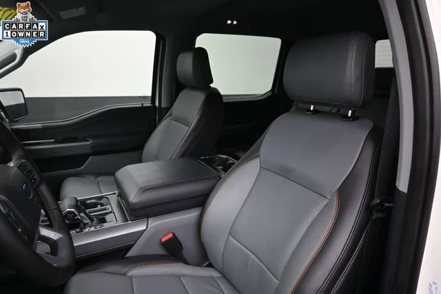 Used 2025 White Ford Lariat image 27