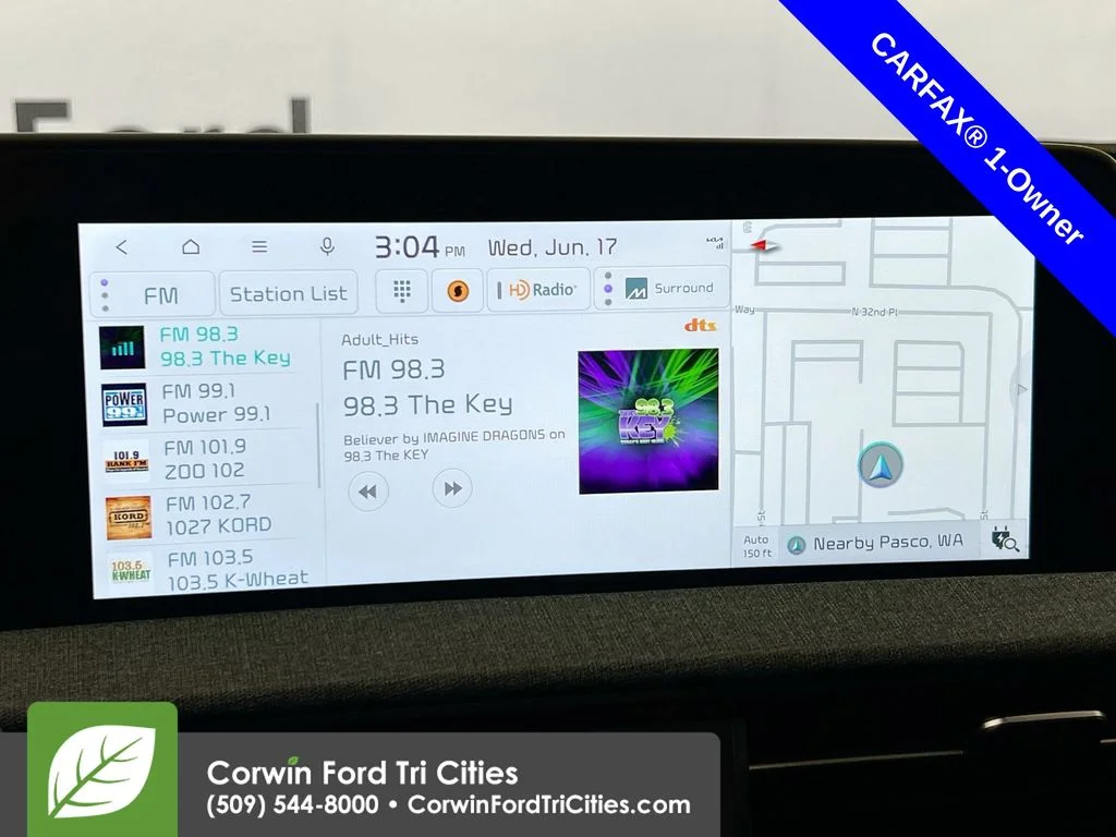 Used 2024 Gray Kia Wind image 23