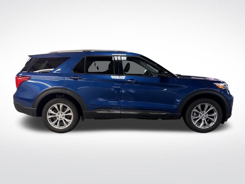Used 2023 Blue Ford Limited image 7