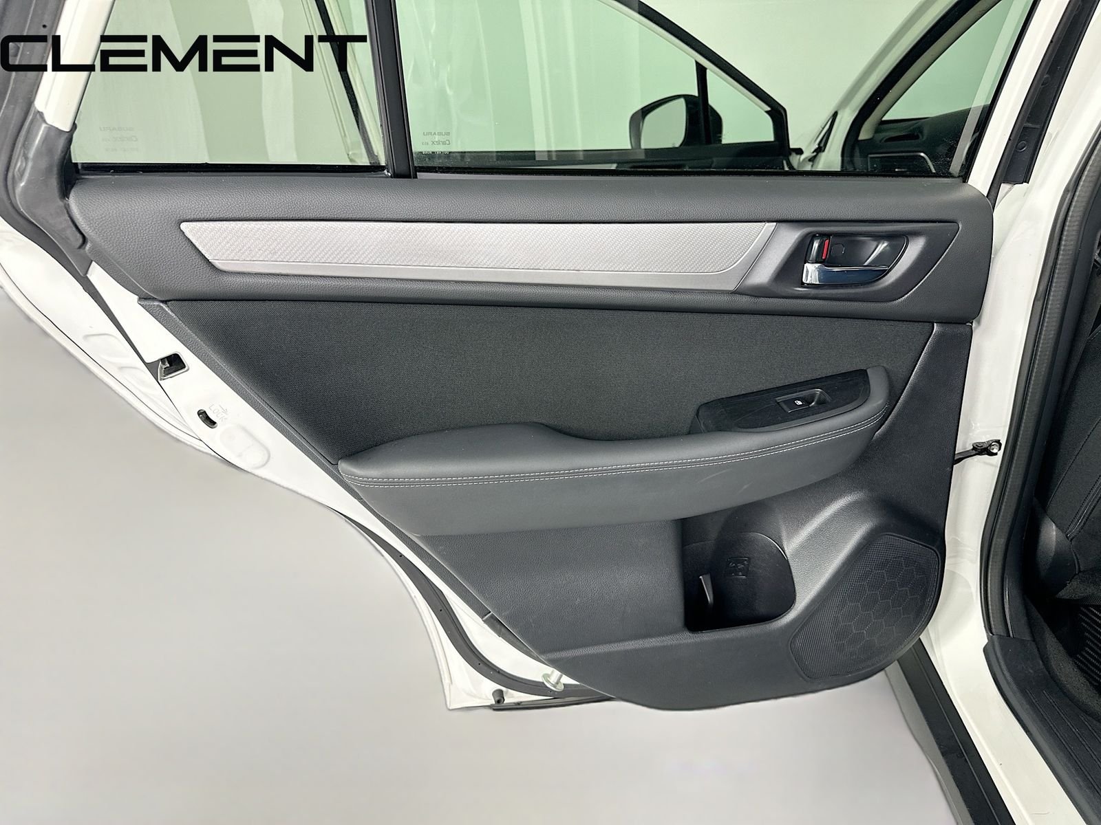 2019 Subaru Outback Premium - Photo 30
