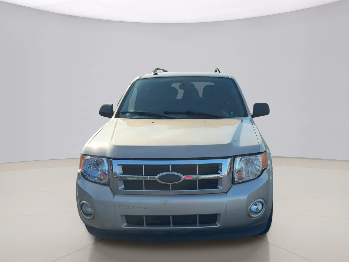 Used 2010 Gold Ford XLT image 8